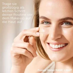 Isdin Fotoprotector Fusion Water Magic light Color SPF 50, 50 ml