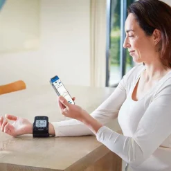 Omron RS7 Intelli IT Handgelenk Blutdruckmessgerät, 1 St